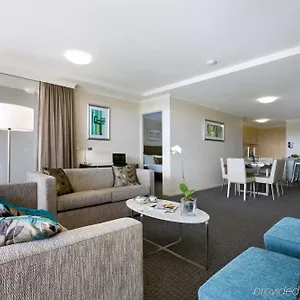 Pacific 4* Canberra