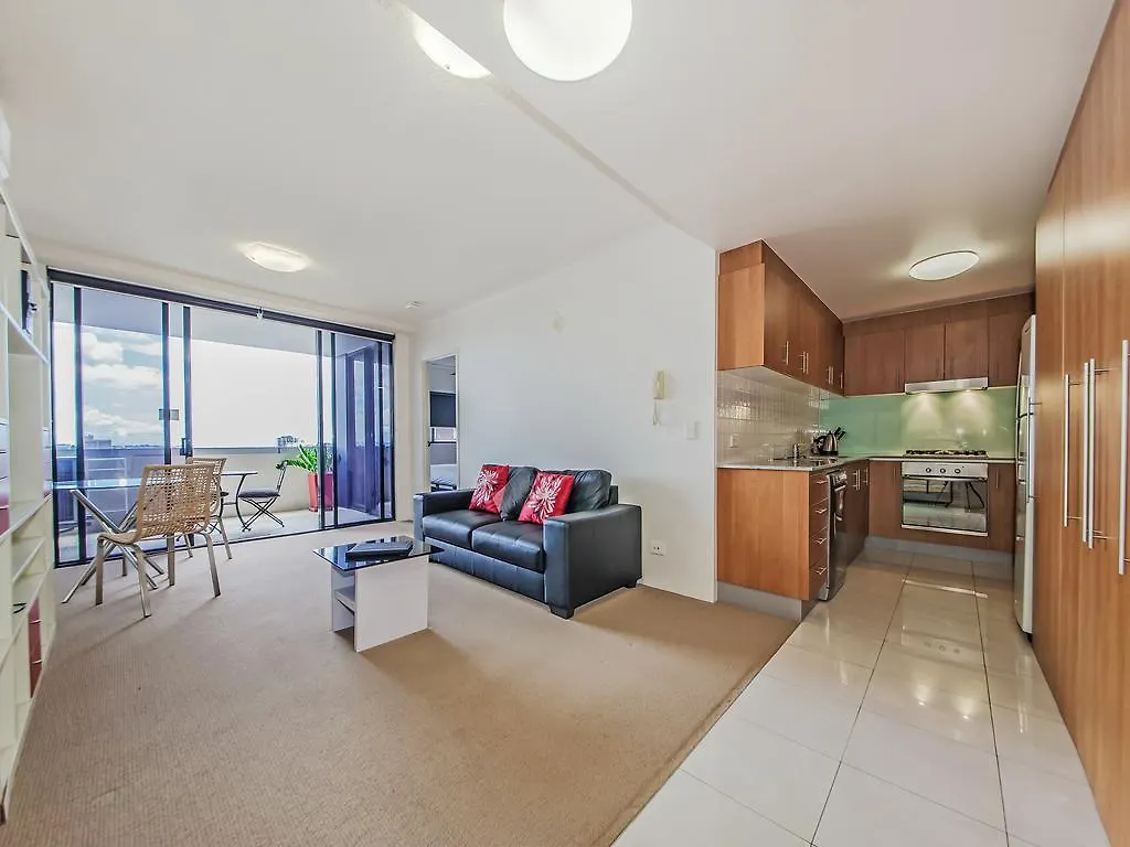 **** Aparthotel Tribeca Apartments Brisbane Australia